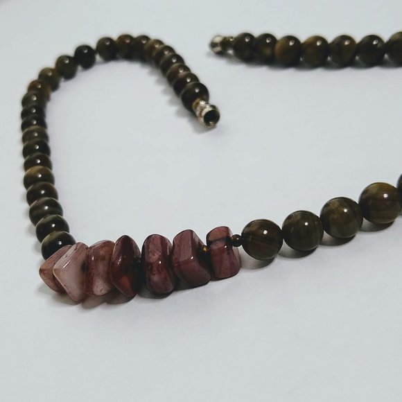 Agate and Amethyst Necklace - Picture 2 of 6